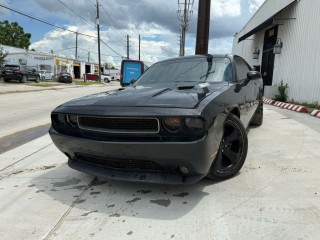 Image for 2014 Dodge Challenger SXT ID: 6766876
