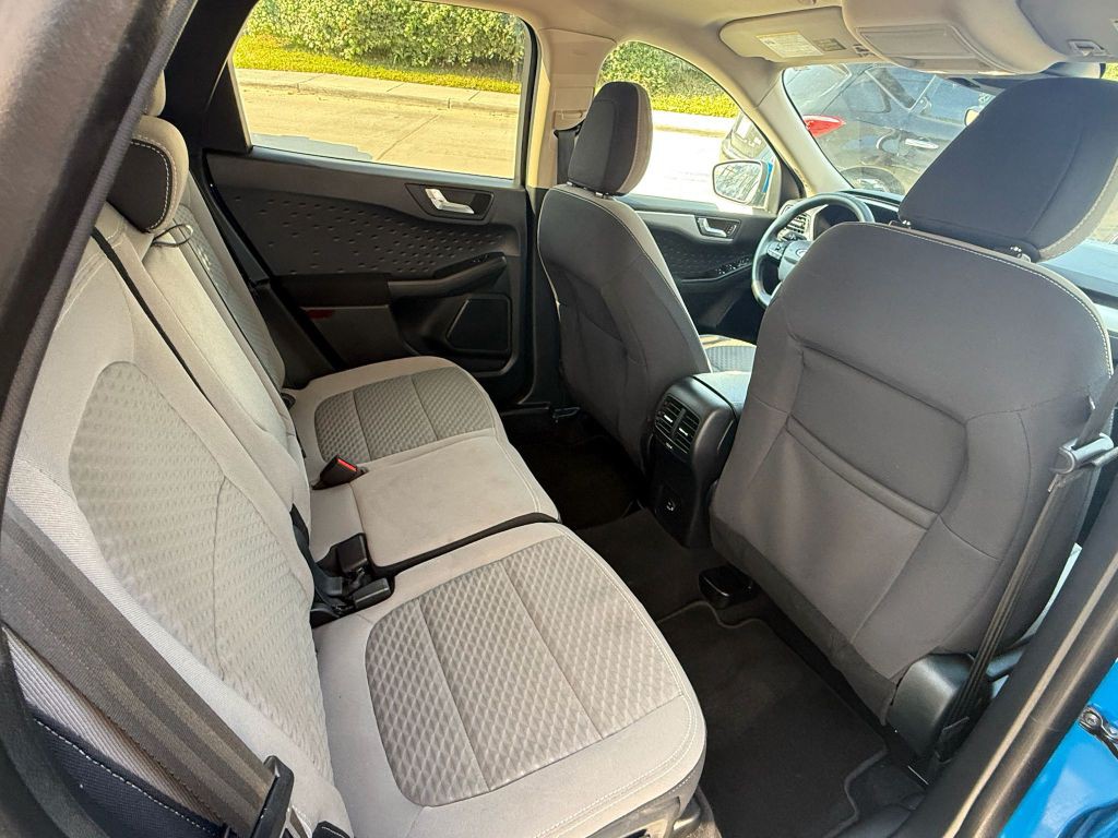 2020 Ford Escape Image 7