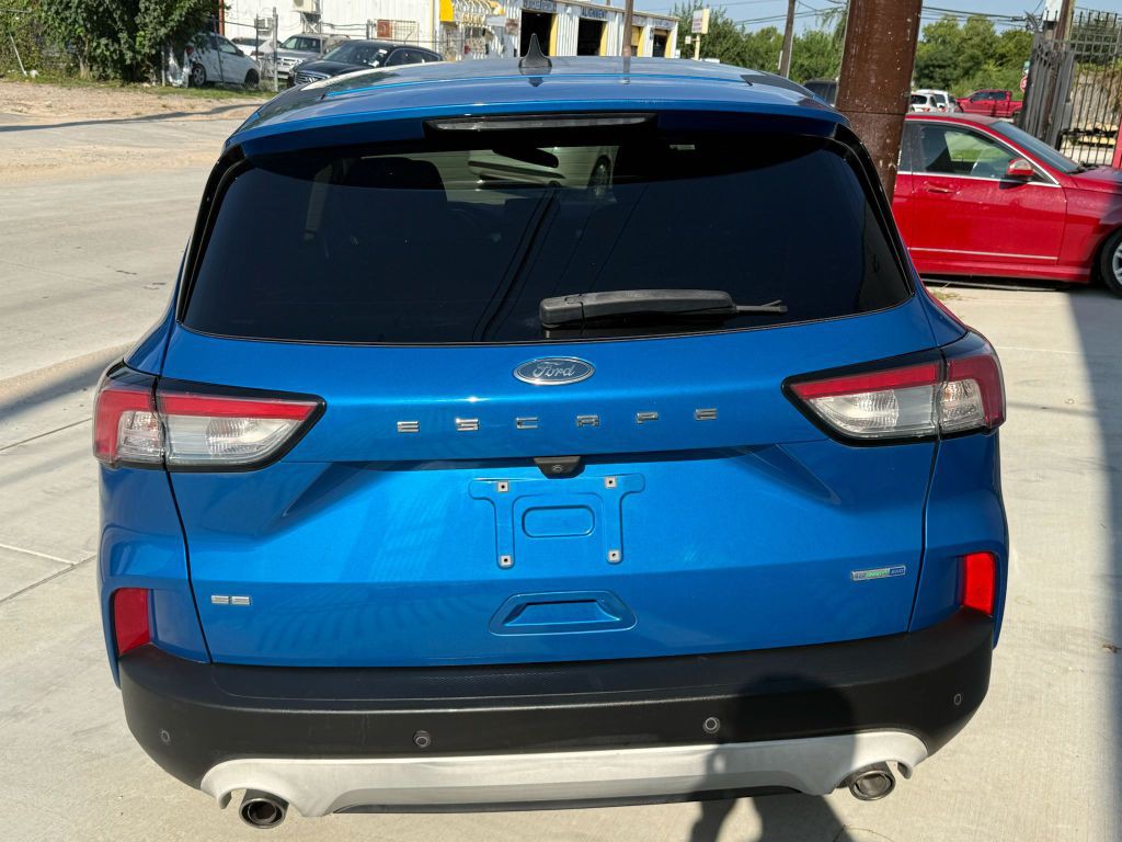 2020 Ford Escape Image 4