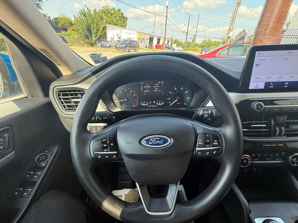 2020 Ford Escape Image 16