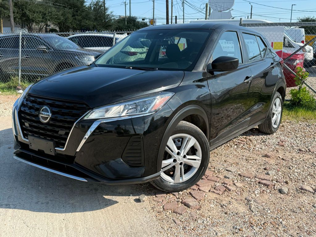 2021 Nissan Kicks Image 1