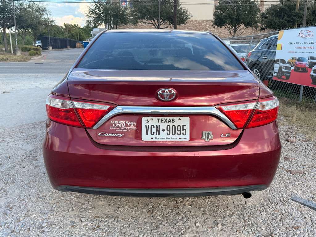 2017 Toyota Camry Image 8