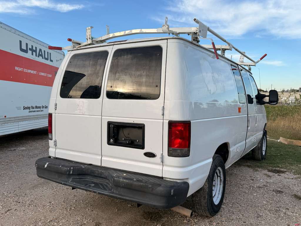 2013 Ford Econoline Image 5