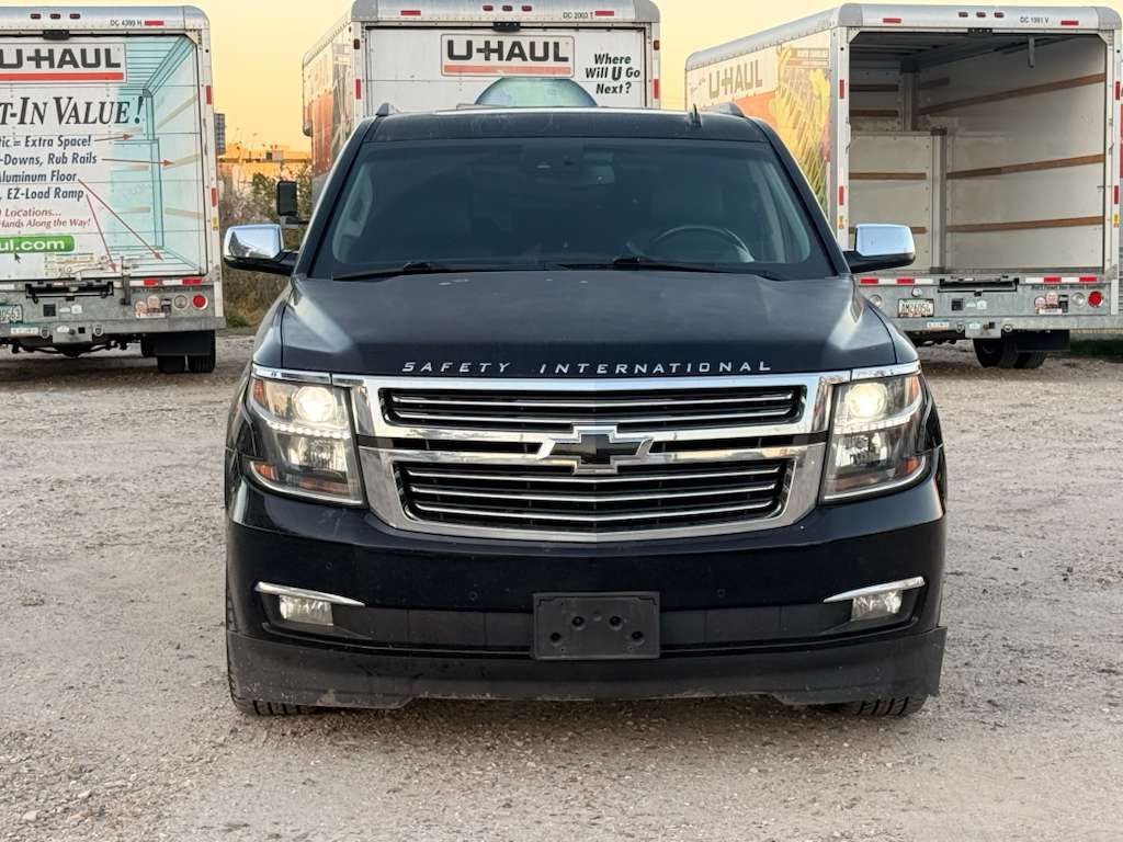 2015 Chevrolet Tahoe Image 2