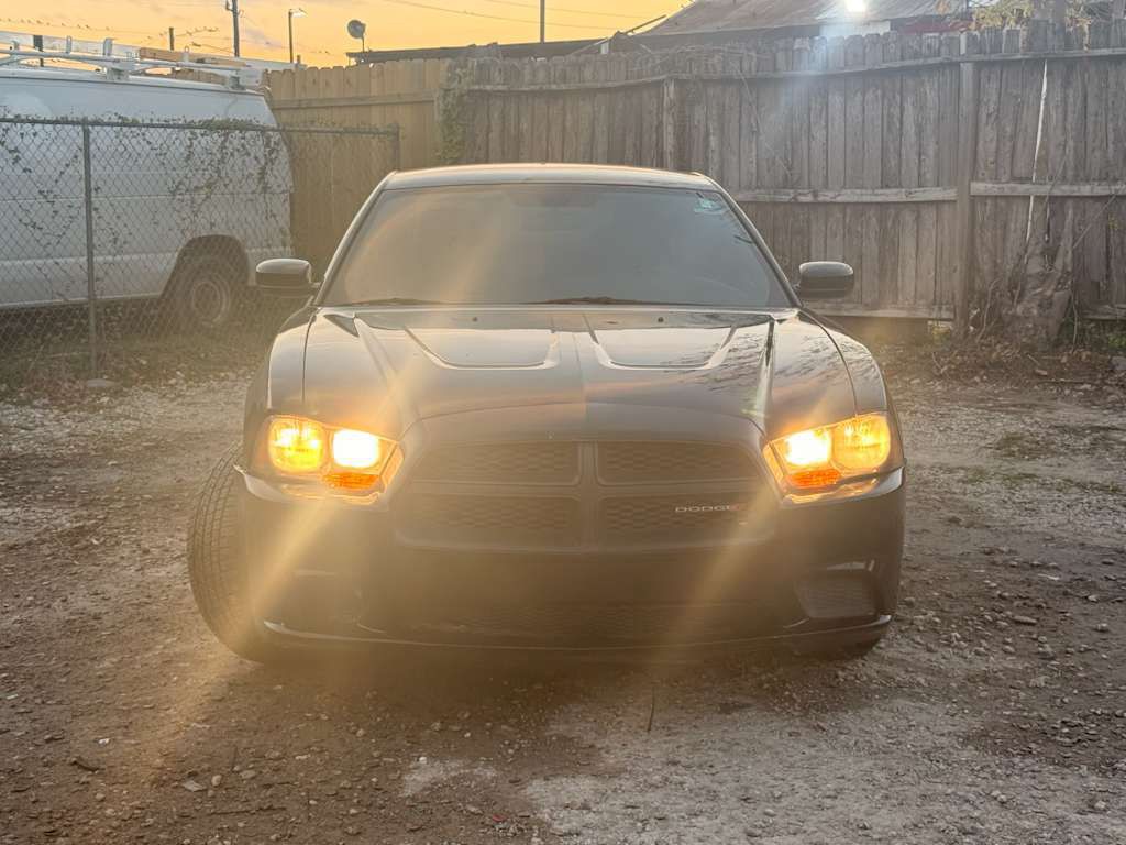 2014 Dodge Charger Image 2