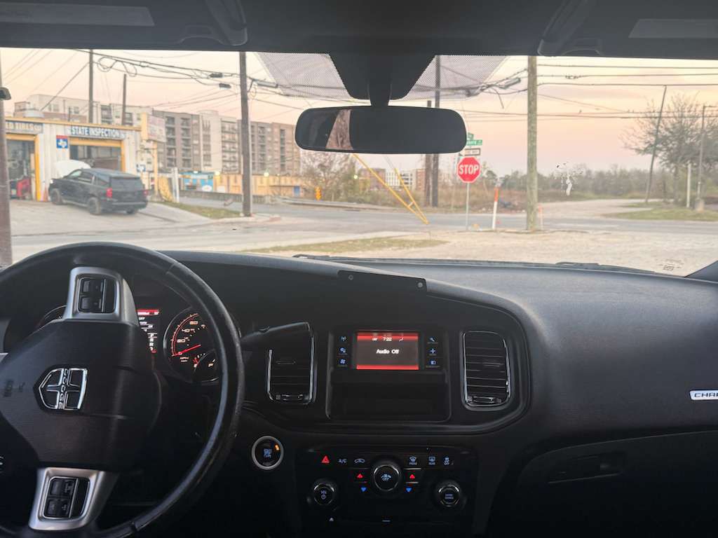 2014 Dodge Charger Image 13