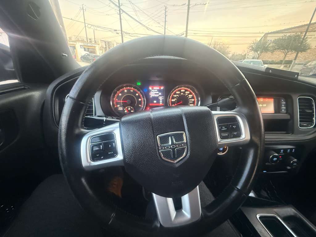 2014 Dodge Charger Image 15