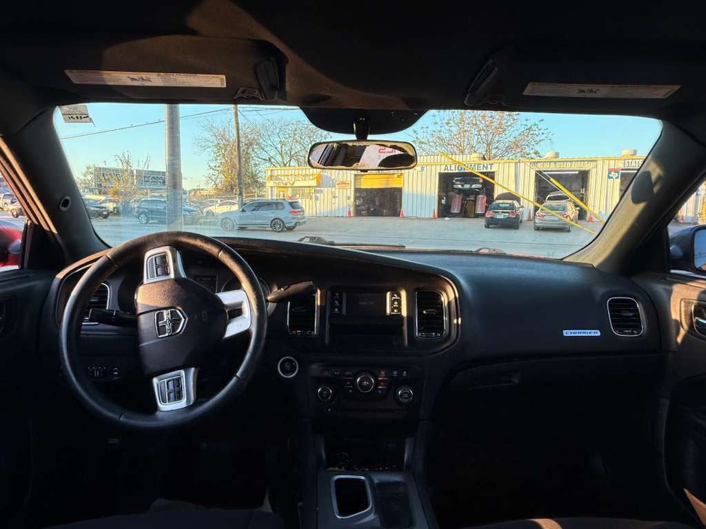 2014 Dodge Charger Image 12