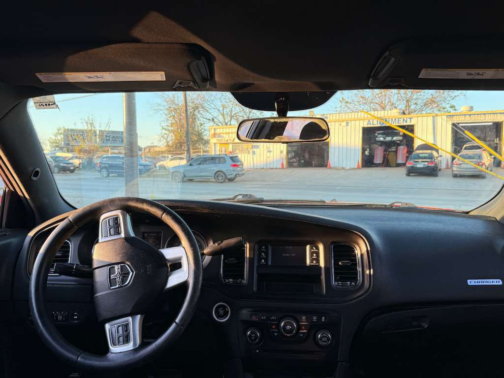 2014 Dodge Charger Image 14