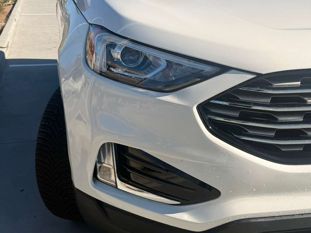 2022 Ford Edge Image 10