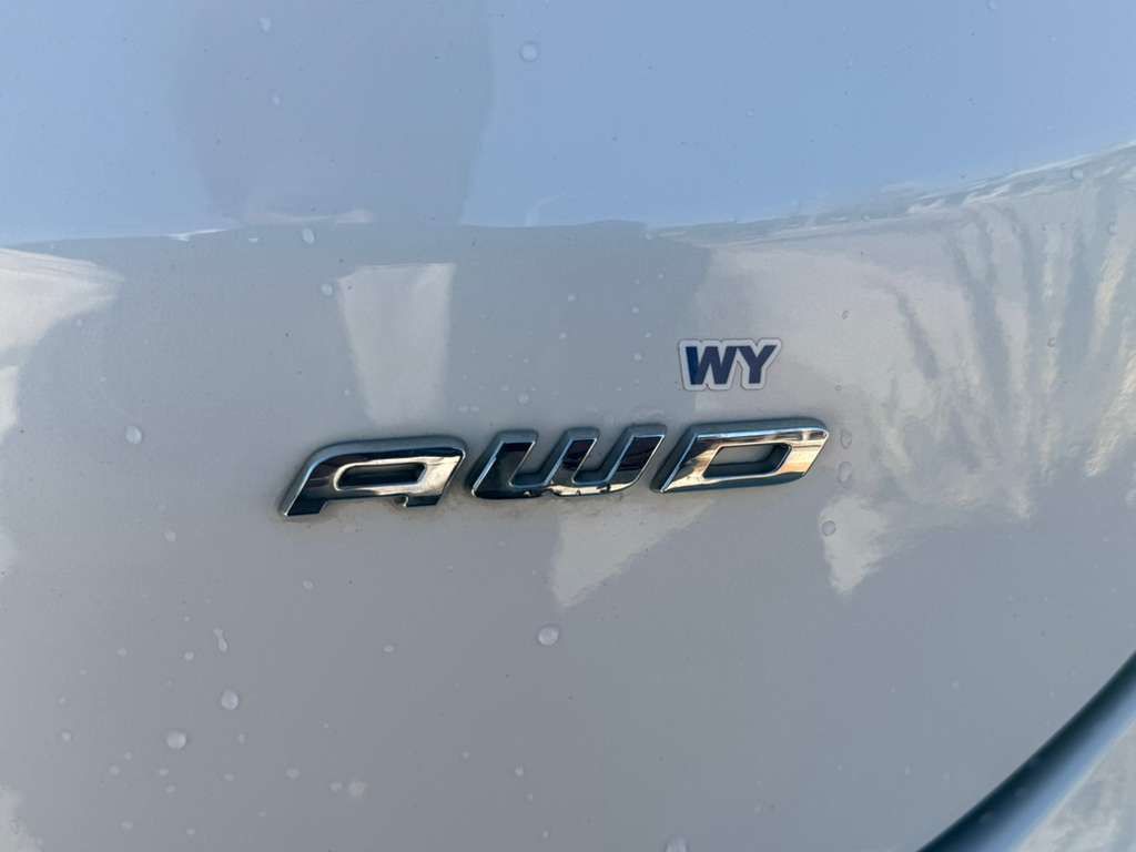 2022 Ford Edge Image 12