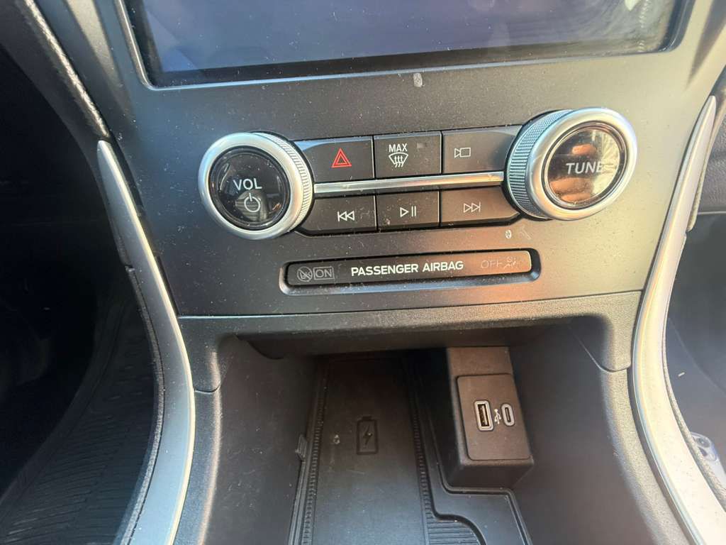 2022 Ford Edge Image 21