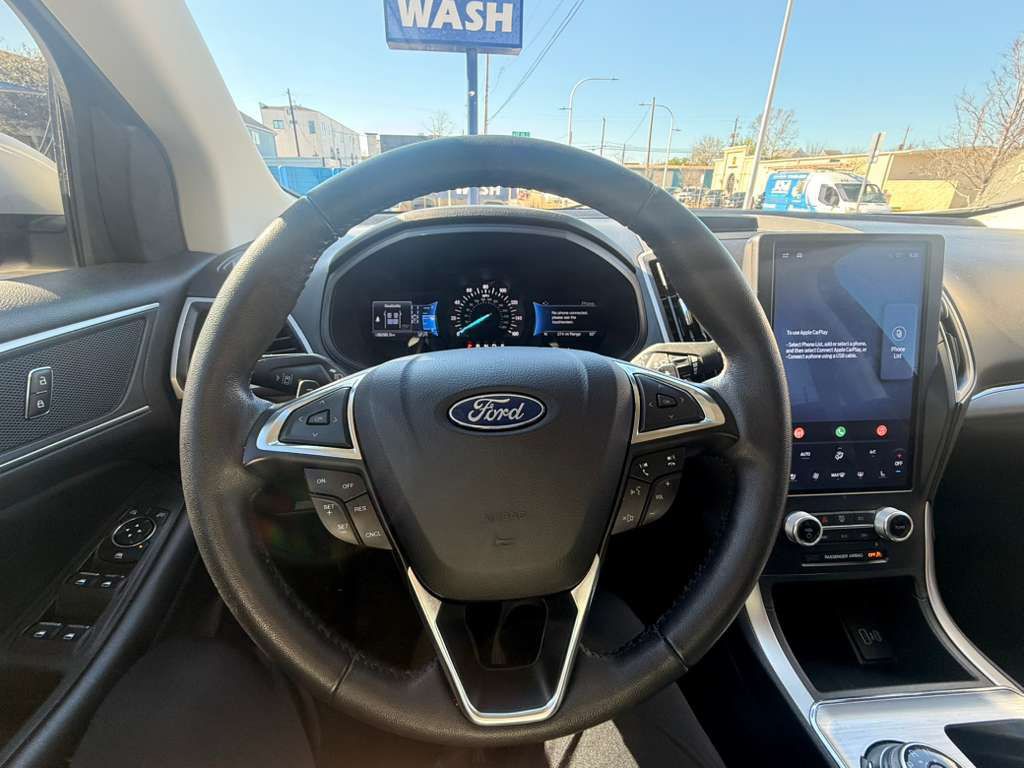 2022 Ford Edge Image 26
