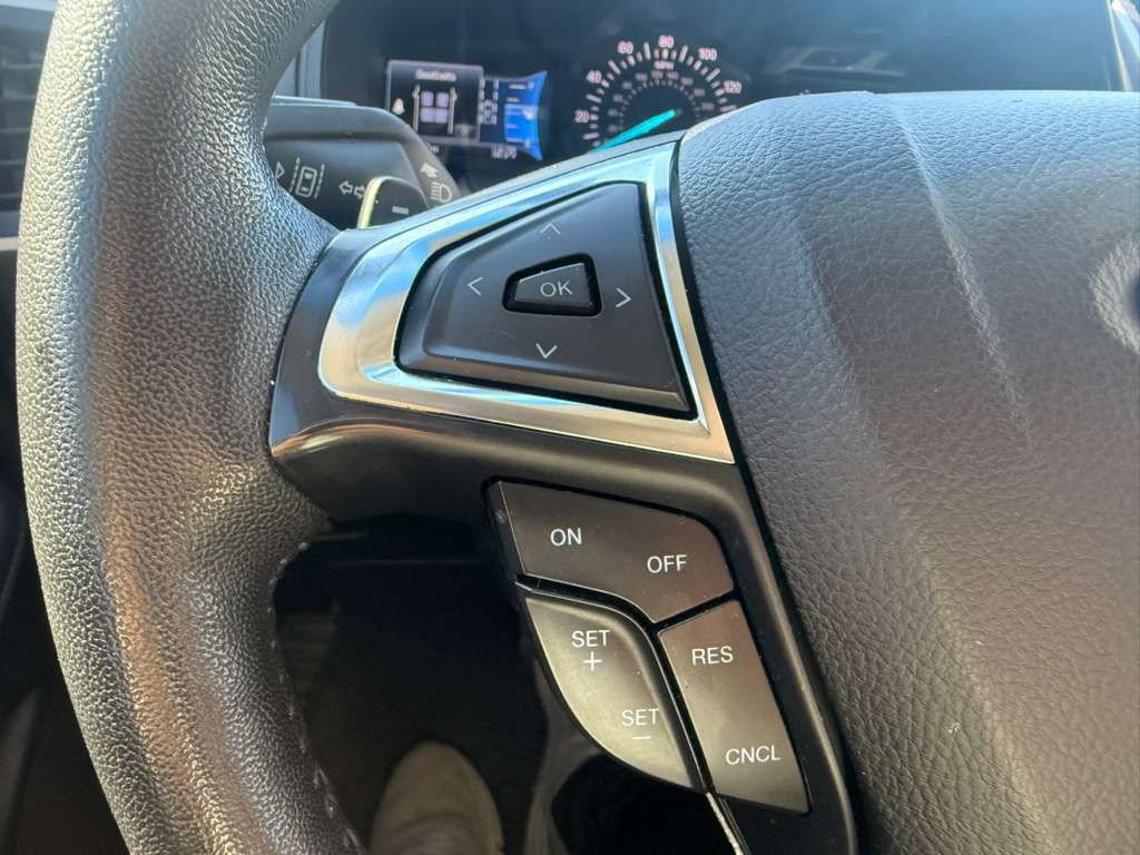 2022 Ford Edge Image 28