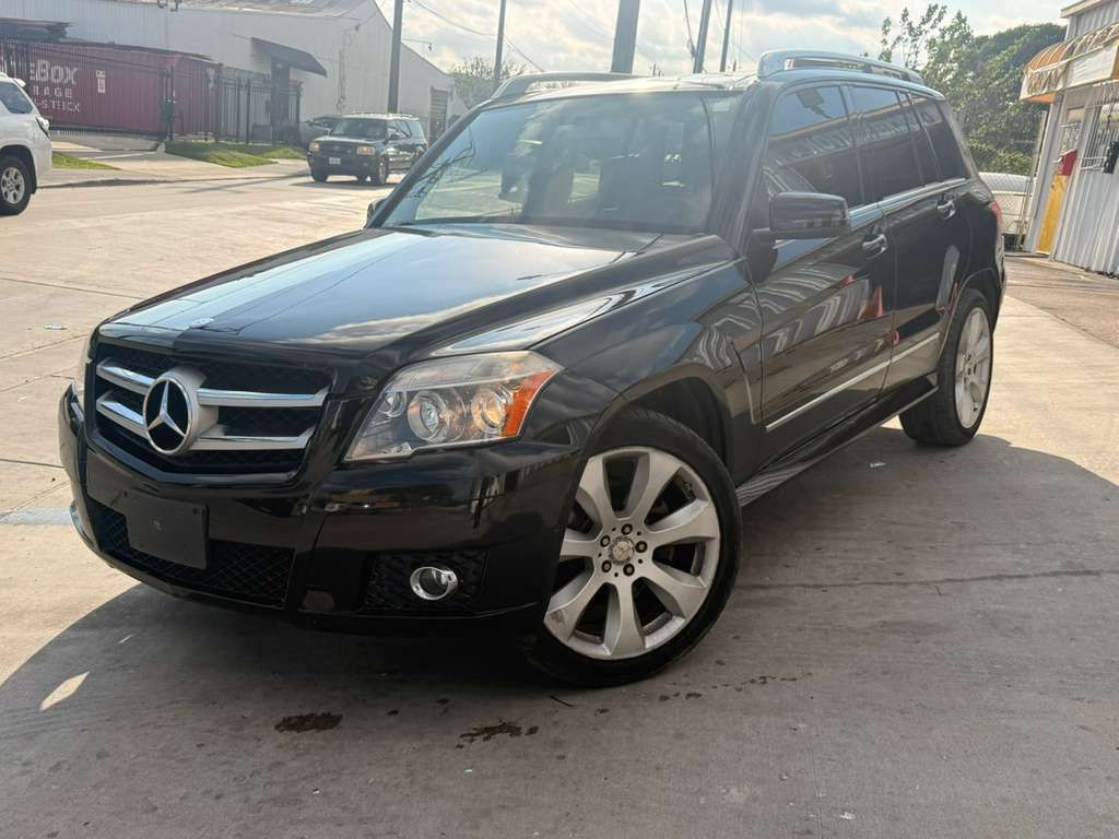 2010 Mercedes-Benz GLK-Class Image 1
