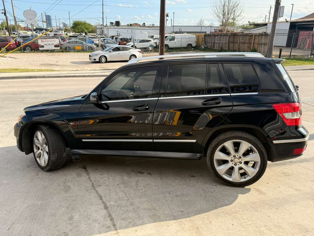 2010 Mercedes-Benz GLK-Class Image 7