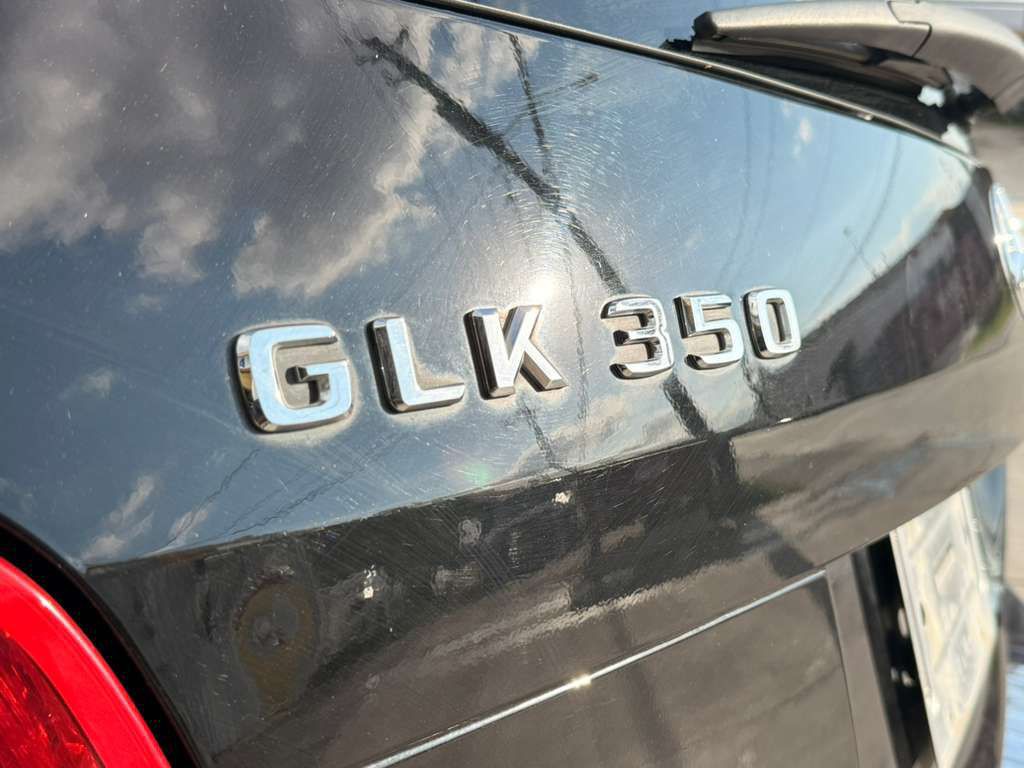 2010 Mercedes-Benz GLK-Class Image 8