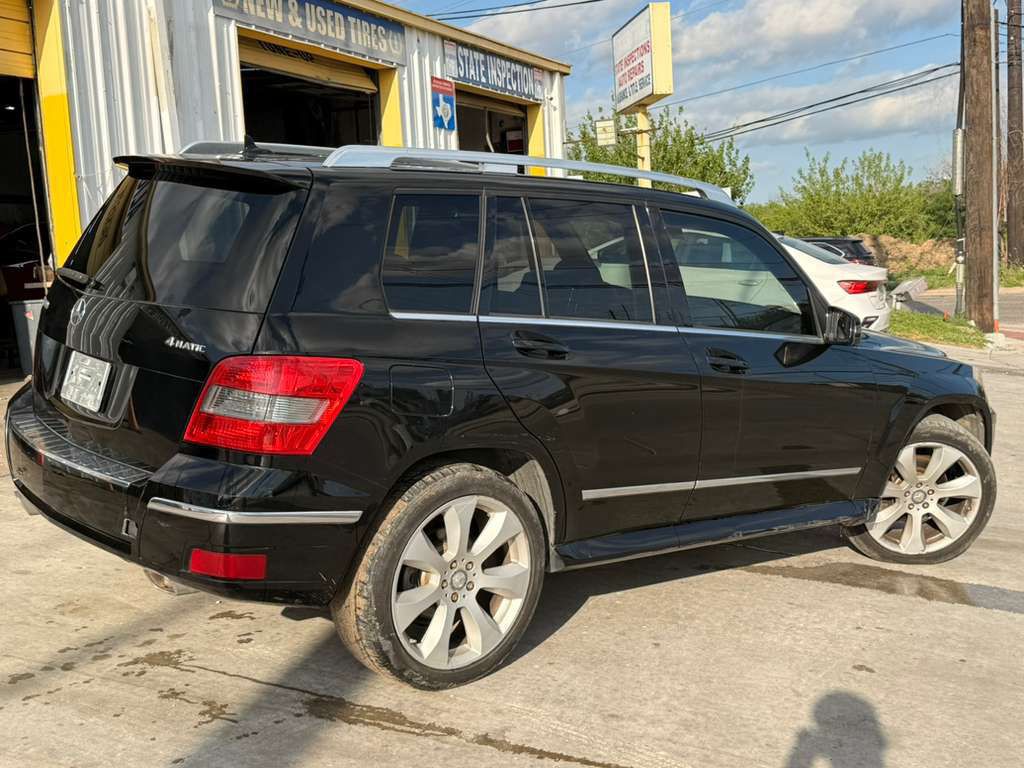 2010 Mercedes-Benz GLK-Class Image 10