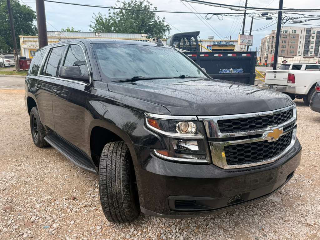 2019 Chevrolet Tahoe Image 3
