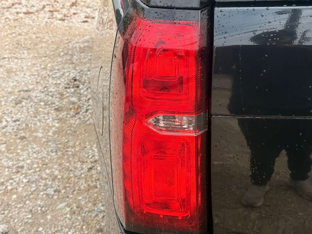 2019 Chevrolet Tahoe Image 10