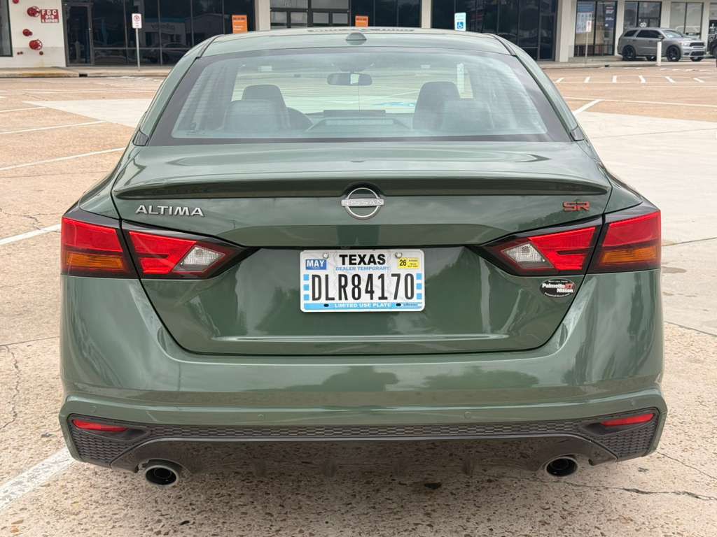 2025 Nissan Altima Image 6