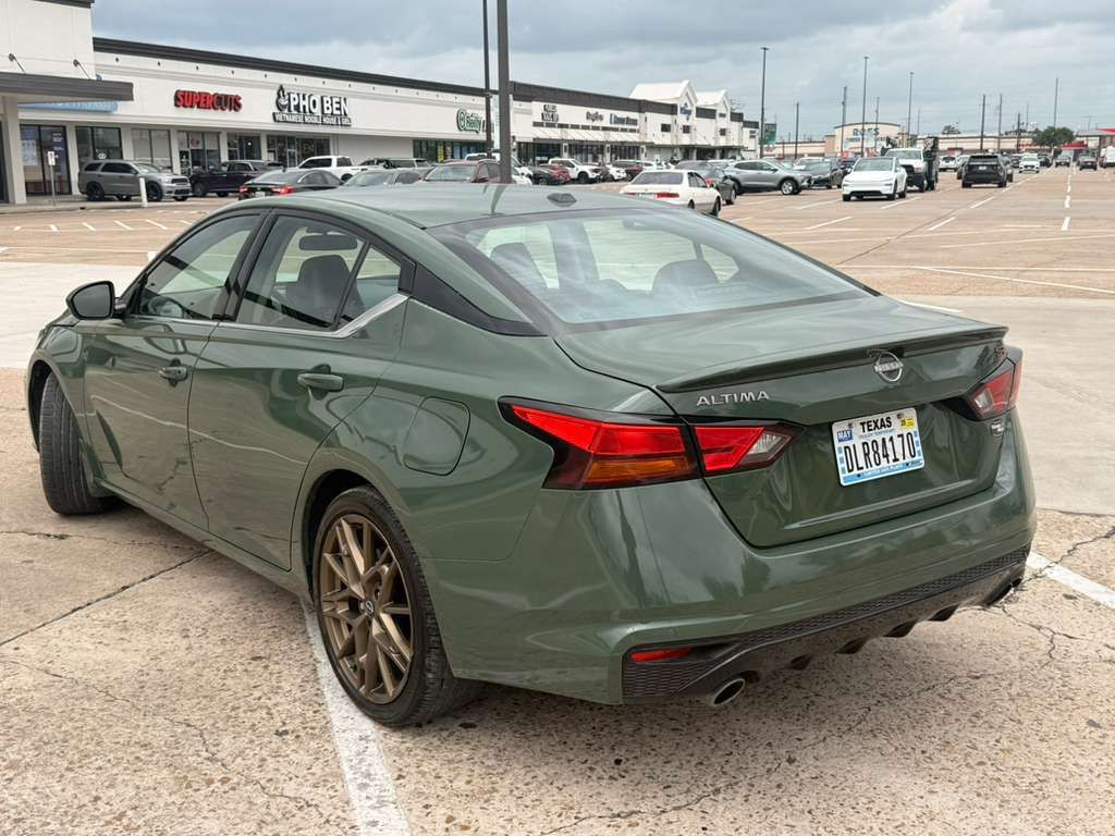 2025 Nissan Altima Image 7