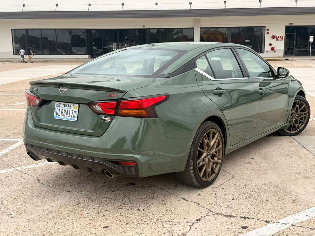 2025 Nissan Altima Image 14