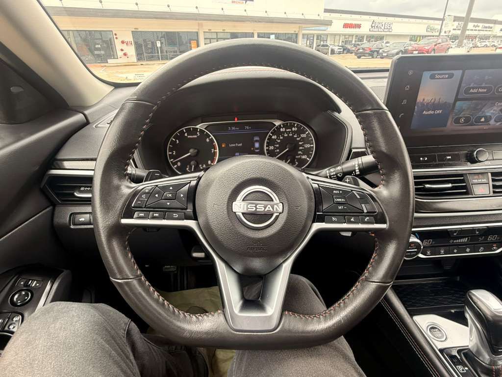 2025 Nissan Altima Image 31