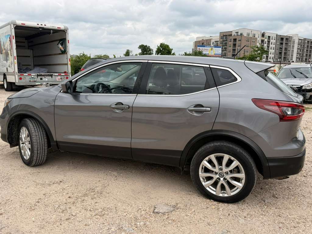 2021 Nissan Rogue Image 8