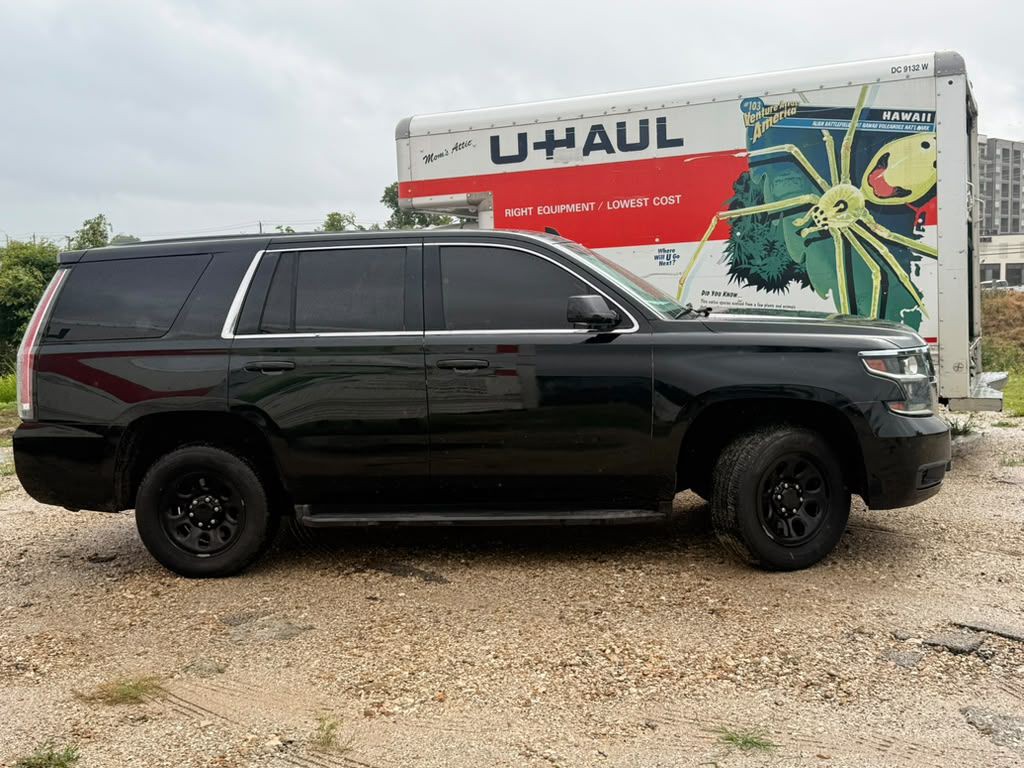 2016 Chevrolet Tahoe Image 3