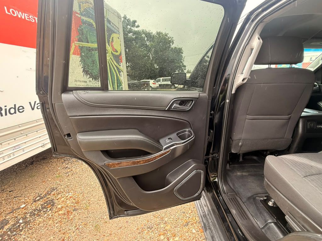 2016 Chevrolet Tahoe Image 10