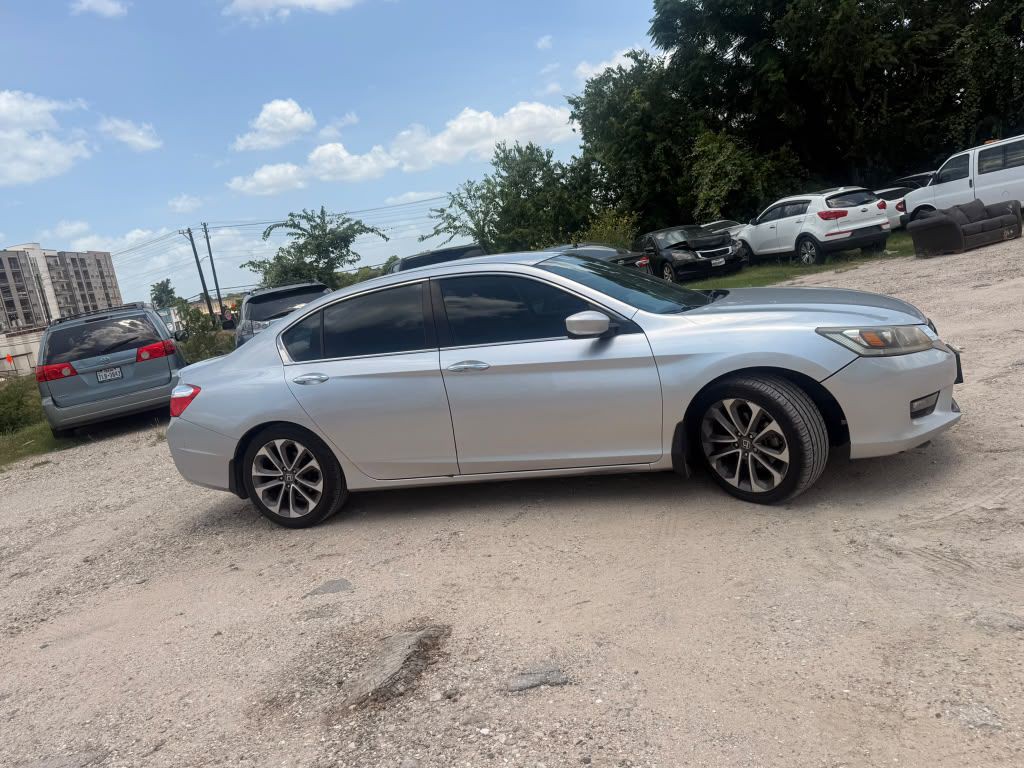 2014 Honda Accord Image 9