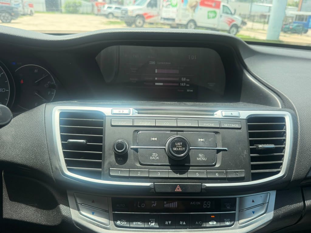 2014 Honda Accord Image 20