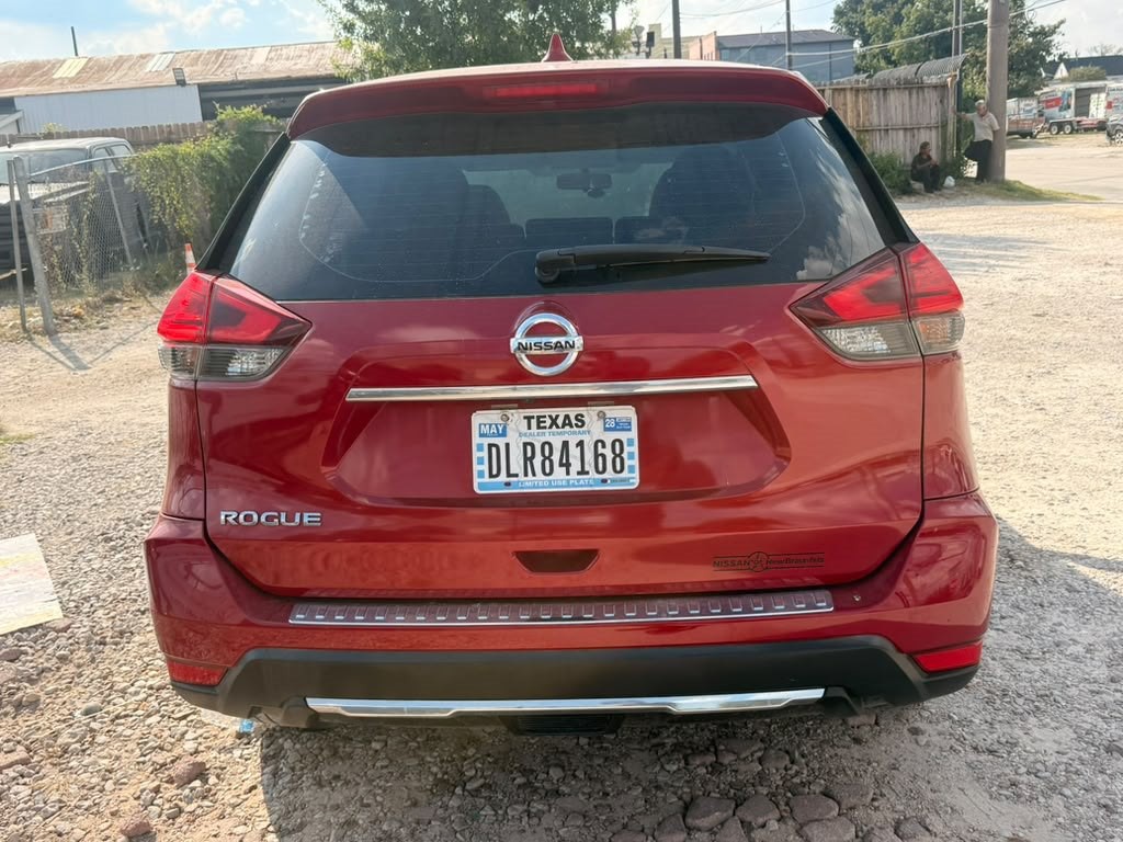 2017 Nissan Rogue Image 5