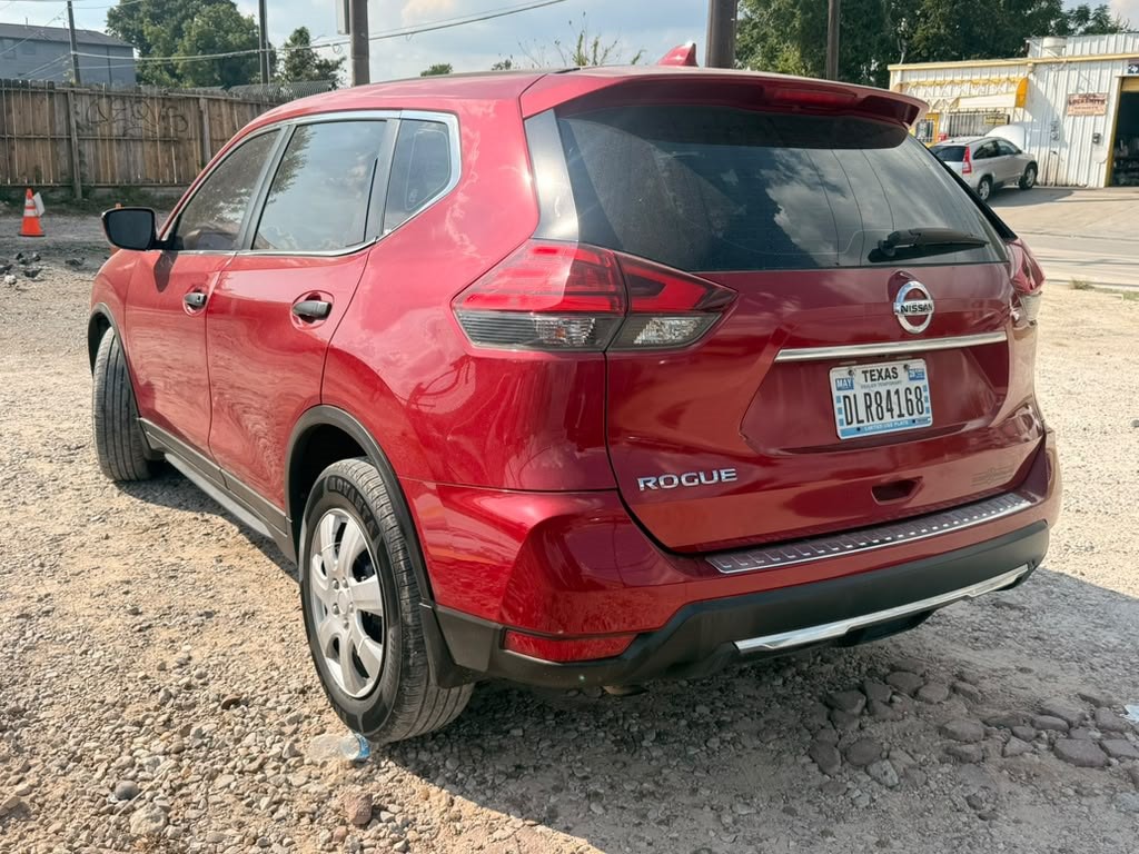 2017 Nissan Rogue Image 6