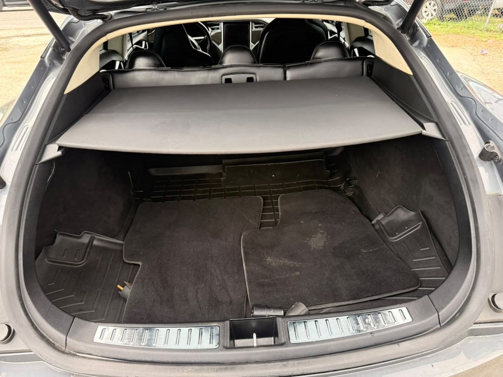 2013 Tesla Model S Image 14