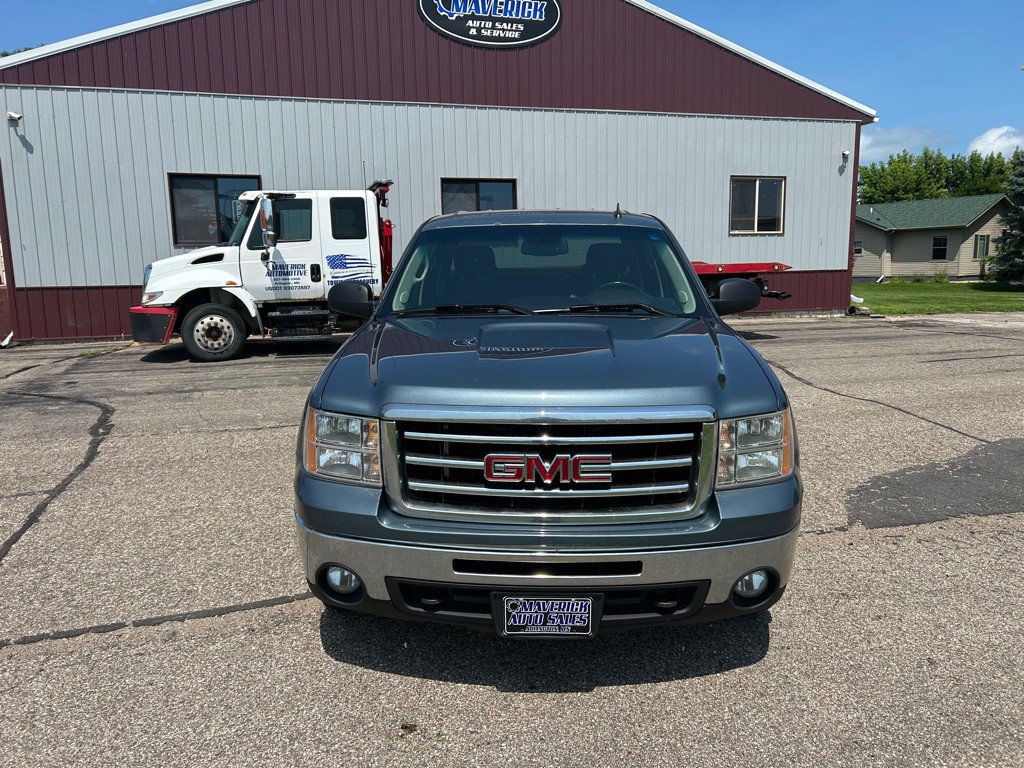 2013 GMC Sierra Image 2