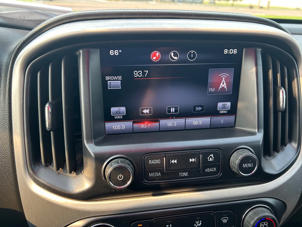 2015 GMC Canyon Image 17
