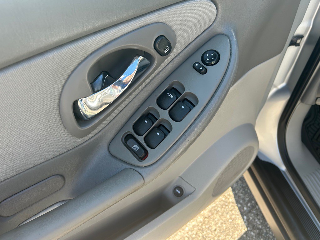 2005 Chevrolet Malibu Image 7