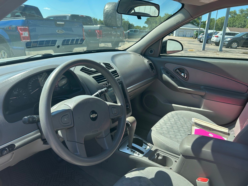 2005 Chevrolet Malibu Image 9