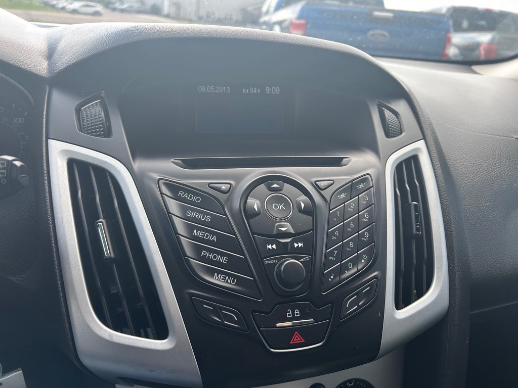 2014 Ford Focus Image 14