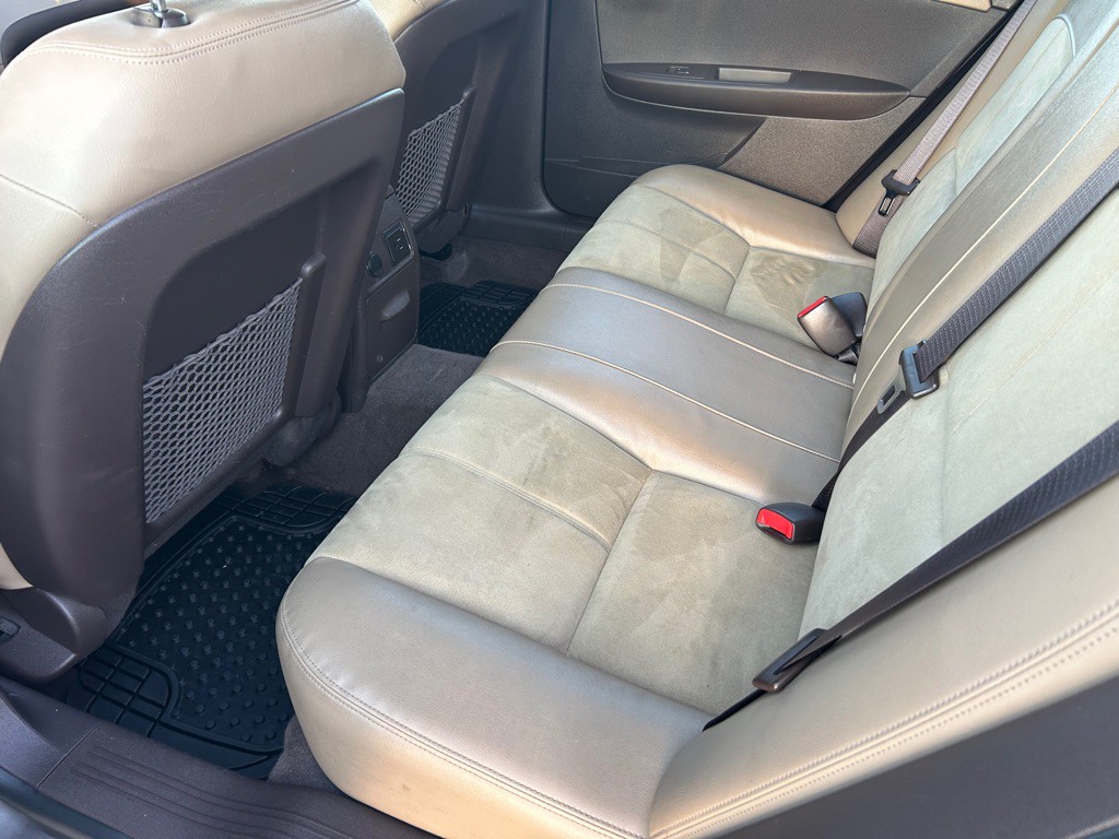 2012 Chevrolet Malibu Image 7