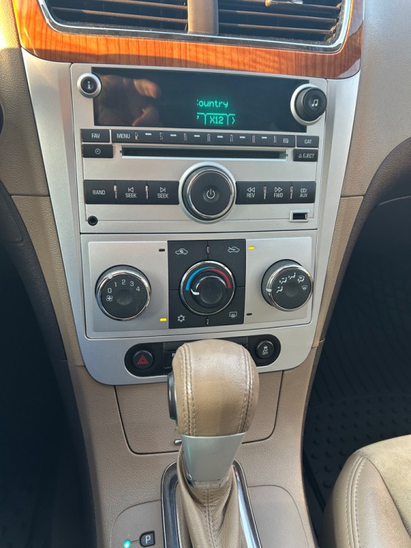 2012 Chevrolet Malibu Image 16