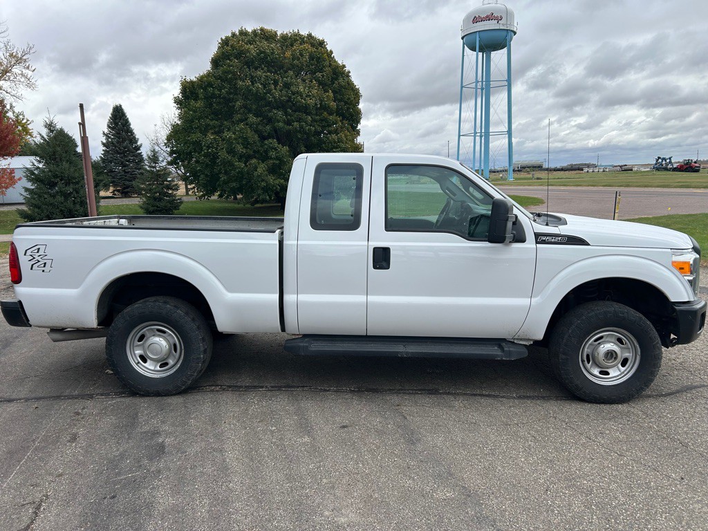 2016 Ford F-250 Image 3