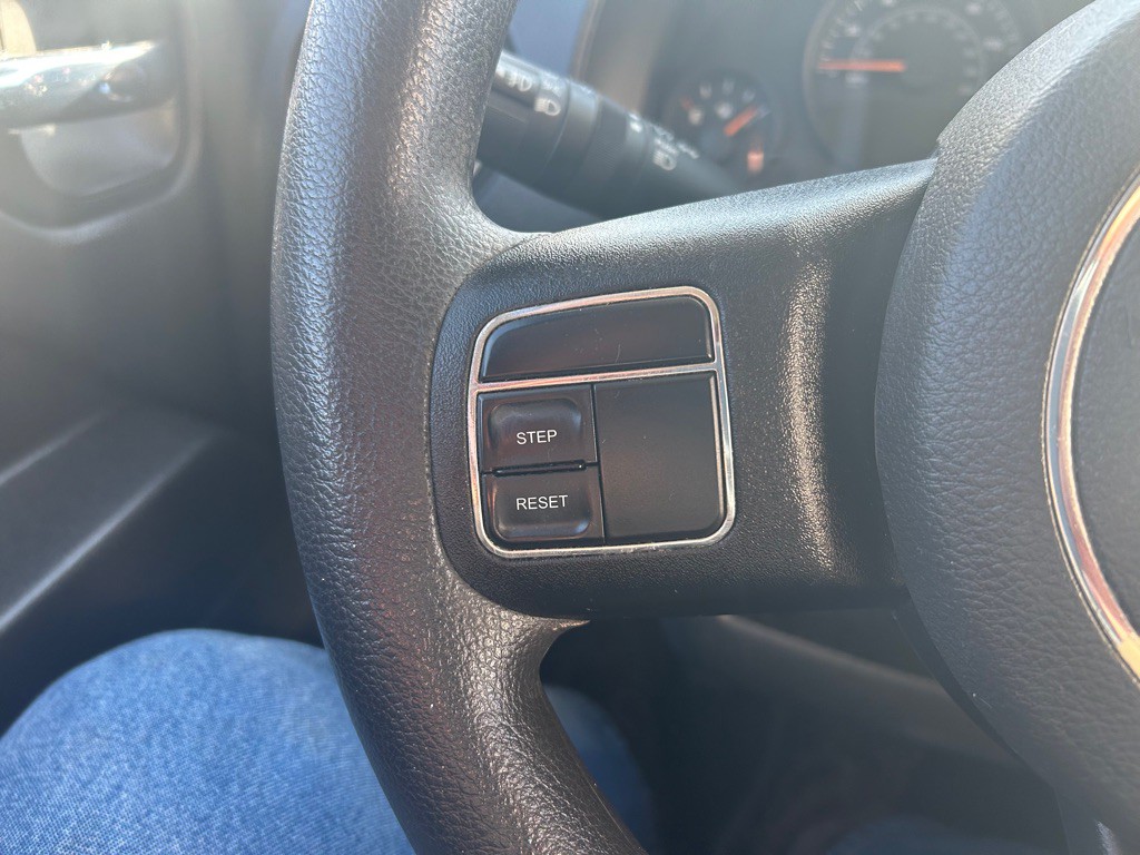 2014 Jeep Patriot Image 13