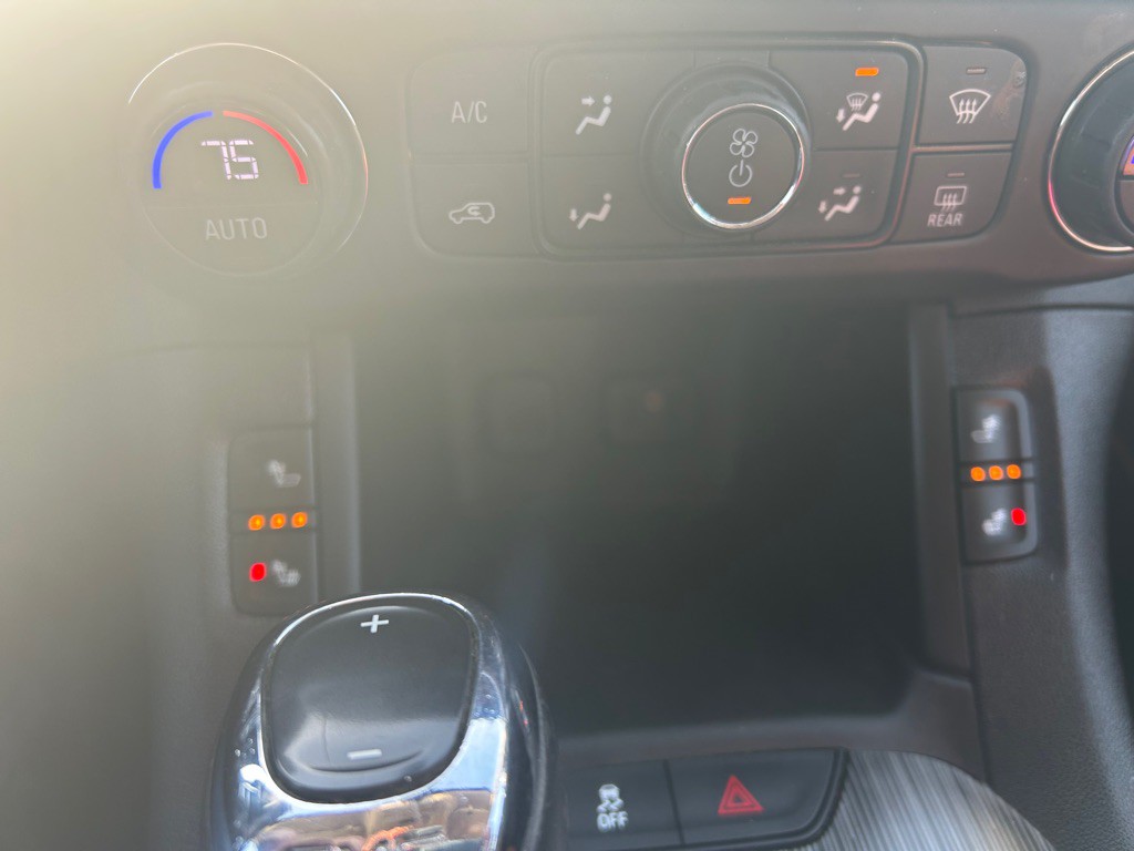 2017 GMC Acadia Image 20