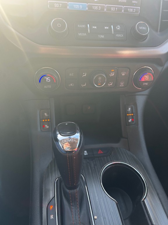 2017 GMC Acadia Image 21