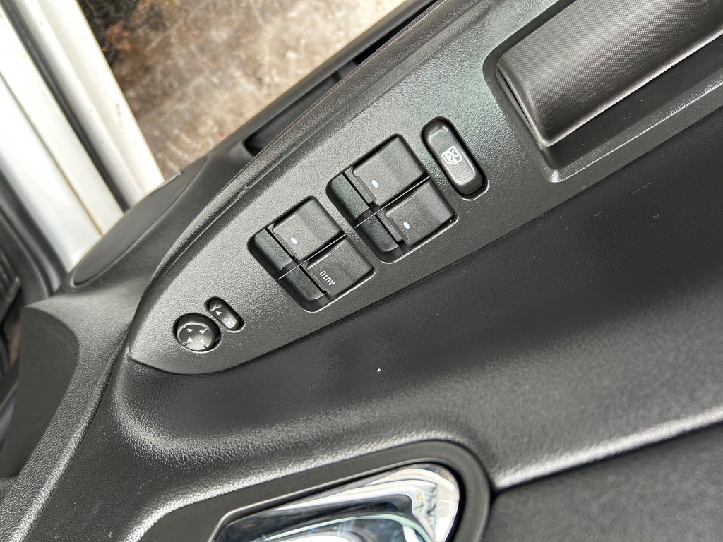 2011 Chevrolet Impala Image 9