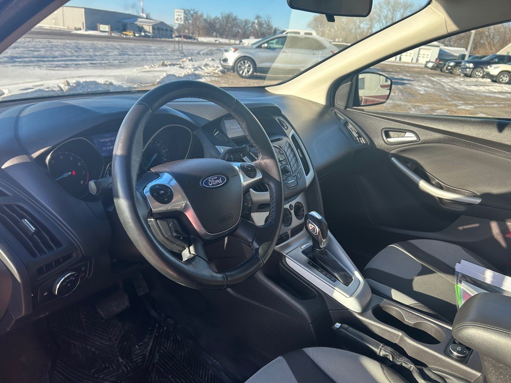 2012 Ford Focus Image 9