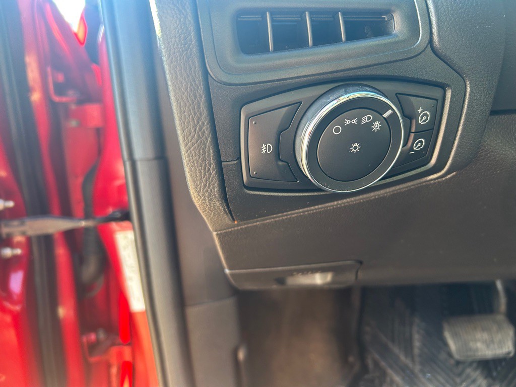 2012 Ford Focus Image 10